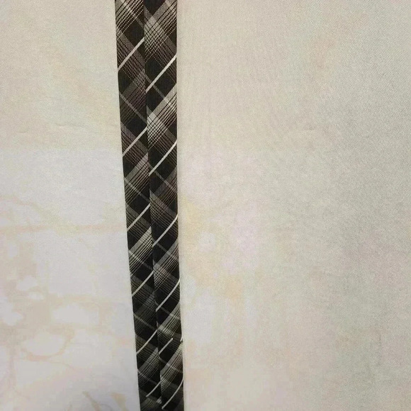 Croft & Barrow Men's Necktie, Black and White Plaid Gradient, Suit Tie 3"‎ x 60" - Picture 4 of 6